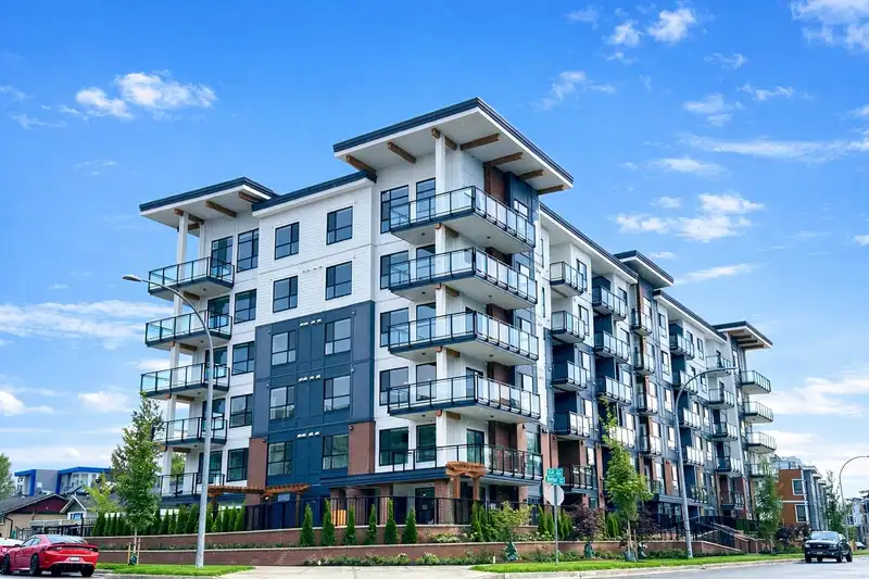 408 5504 BRYDON CRESCENT - photo 1 of 15