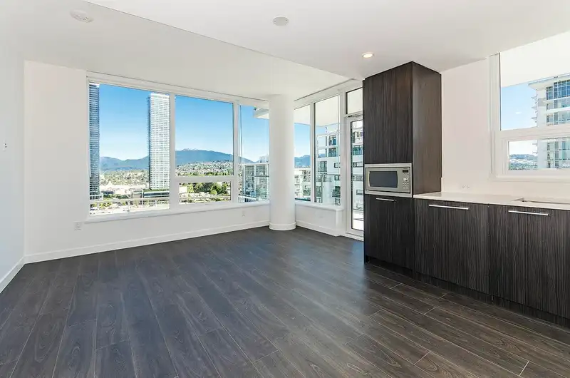 1901 2425 ALPHA AVENUE - photo 2 of 23