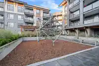 212 7506 199A STREET - thumbnail 18