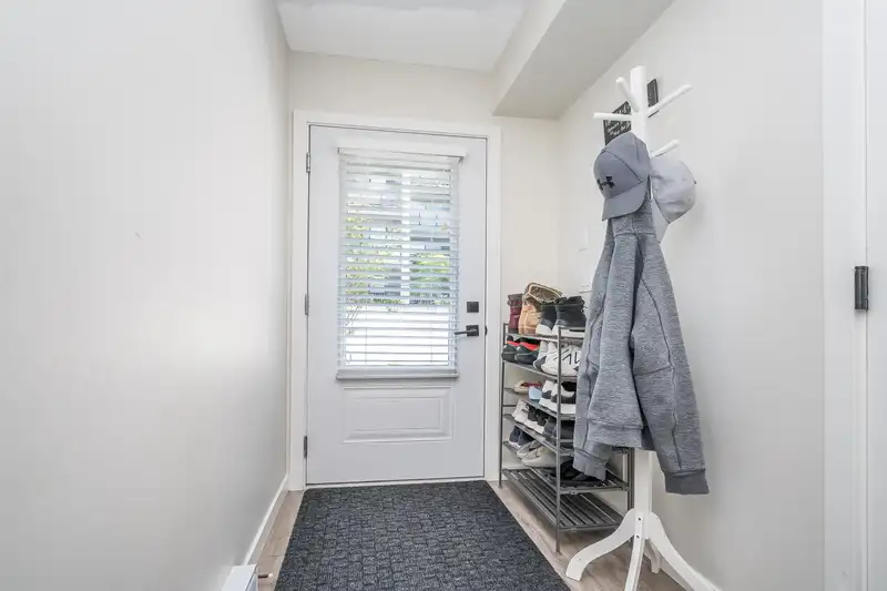 15 20087 68 AVENUE - photo 3 of 26