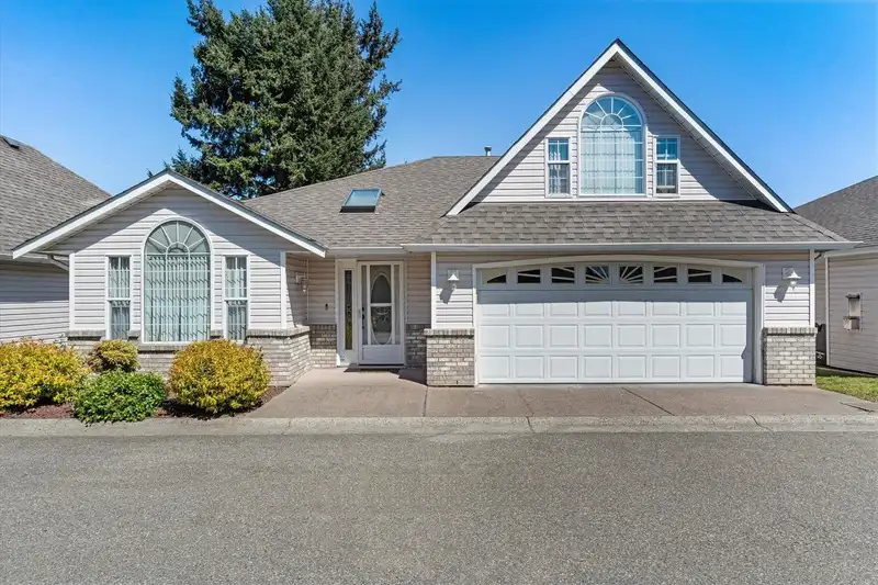 3 6336 TYSON ROAD - photo 1 of 35