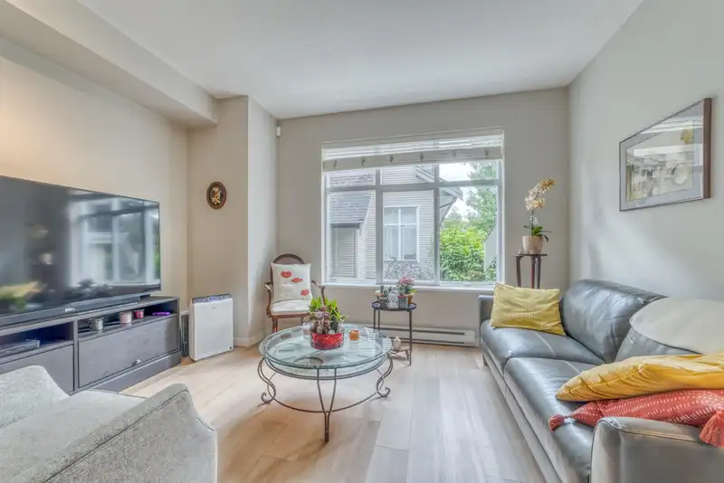 18 7288 HEATHER STREET - photo 3 of 28