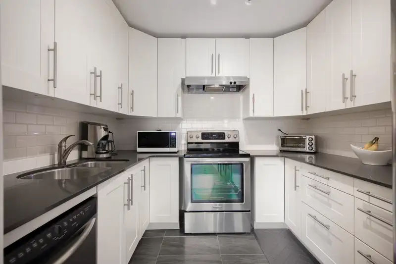 215 251 W 4TH STREET - photo 1 of 30