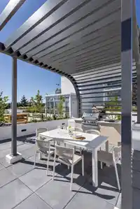 804 1342 JOHNSTON ROAD - thumbnail 10