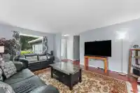 11761 81A AVENUE - thumbnail 3