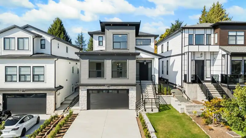 6821 205 STREET - photo 3 of 5