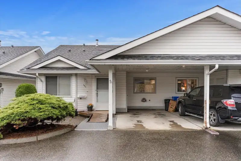 209 7610 EVANS ROAD - photo 1 of 27