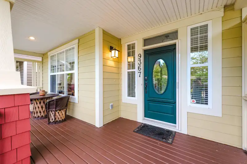 9367 CASIMIR STREET - photo 2 of 40