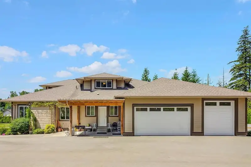 26972 60 AVENUE - photo 4 of 40