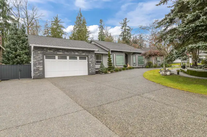 8099 148A STREET - photo 3 of 40