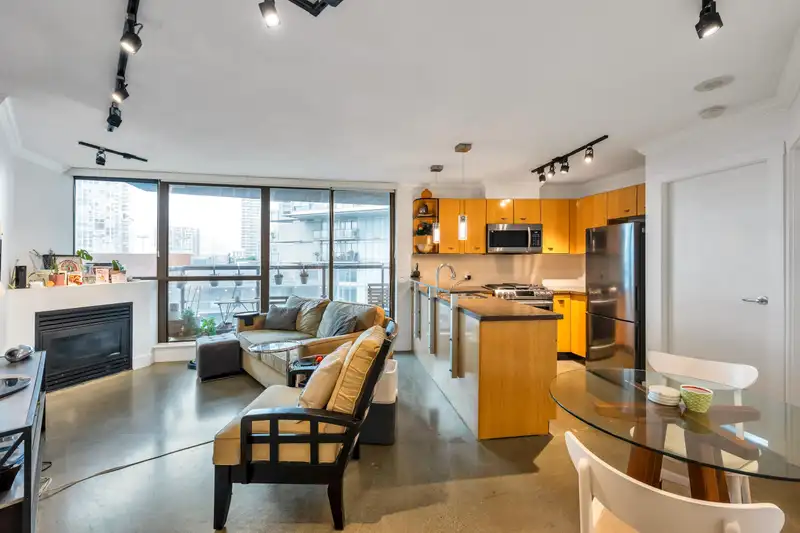 1007 501 PACIFIC STREET - photo 1 of 31