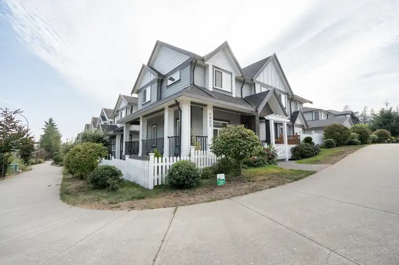 6989 206 STREET - photo 3 of 40