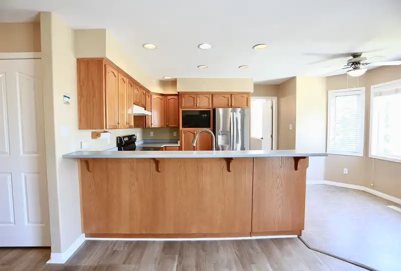 3765 LETHBRIDGE DRIVE - photo 2 of 23