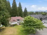 1970 POWELL CRESCENT - thumbnail 39