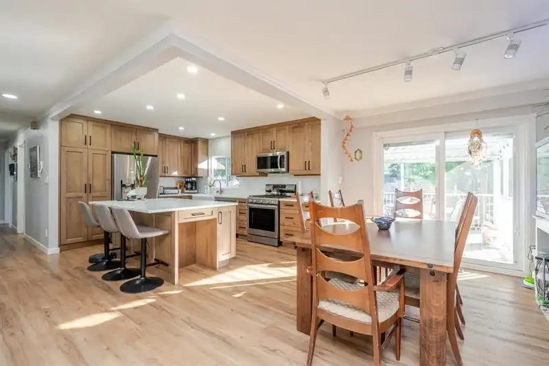 3924 205B STREET - photo 2 of 40