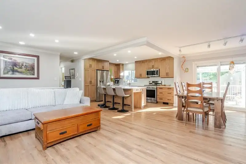 3924 205B STREET - photo 3 of 40