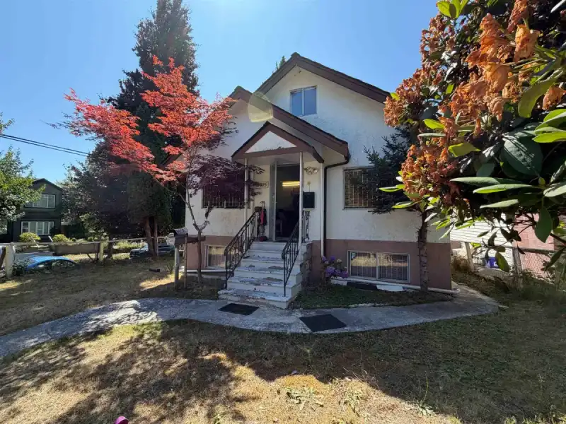 5895 CREE STREET - photo 1 of 6