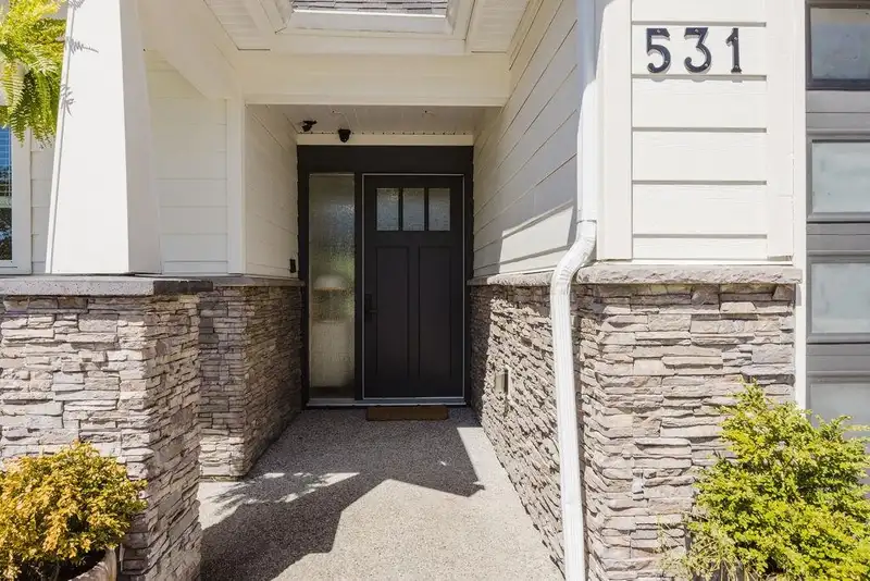 531 JORDAN WAY - photo 4 of 40