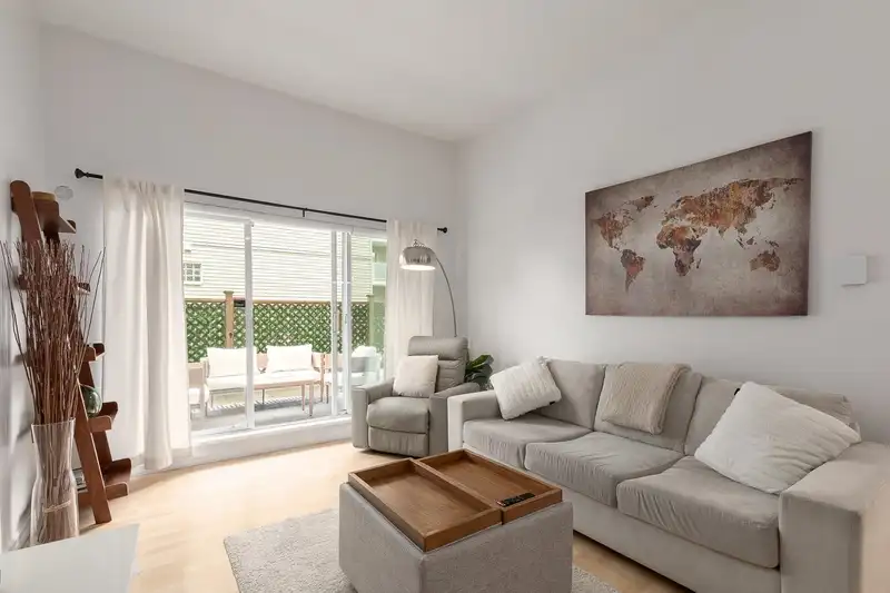 204 7031 BLUNDELL ROAD - photo 3 of 25