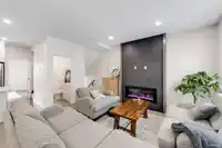 28 8033 166B STREET - thumbnail 2