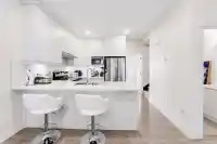 28 8033 166B STREET - thumbnail 3