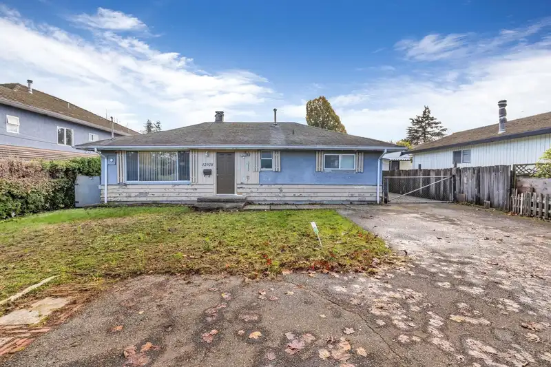 12928 64 AVENUE - photo 1 of 2