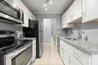 204 330 CEDAR STREET - thumbnail 3