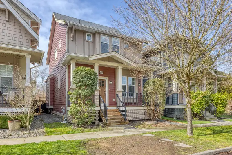 7339 191B STREET - photo 2 of 40