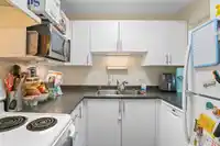 PH1 120 GARDEN DRIVE - thumbnail 10