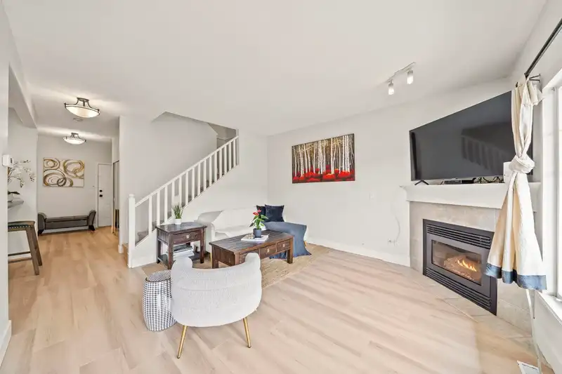 12 1765 PADDOCK DRIVE - photo 3 of 39