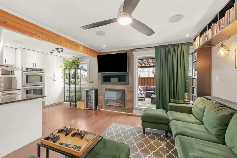 144 27456 32 AVENUE - photo 4 of 30