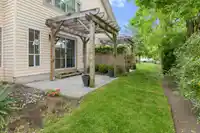 8 6140 192 STREET - thumbnail 25