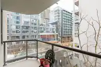 402 789 DRAKE STREET - thumbnail 18