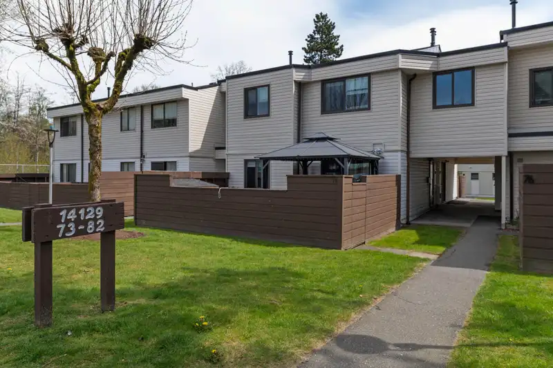 77 14129 104 AVENUE - photo 1 of 32