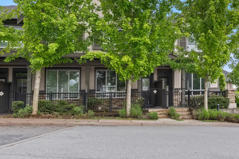 9 30930 WESTRIDGE PLACE - photo 2 of 40