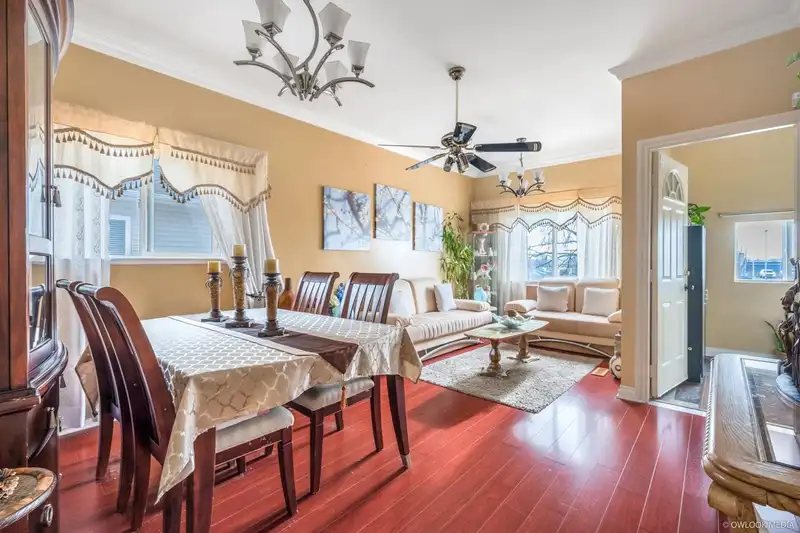 475 SE MARINE DRIVE - photo 4 of 29