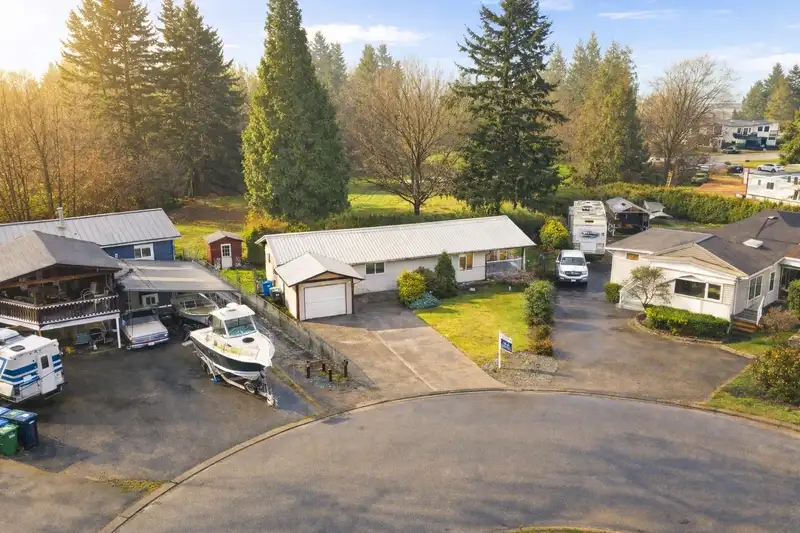 2237 CRYSTAL COURT - photo 1 of 28