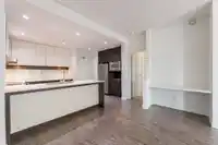 303 545 FOSTER AVENUE - thumbnail 2