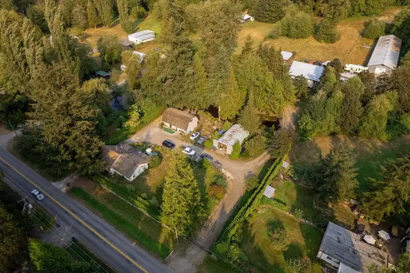 2916 184 STREET - photo 4 of 40
