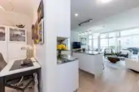 303 185 VICTORY SHIP WAY - thumbnail 11