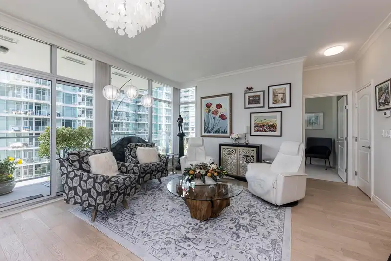 303 185 VICTORY SHIP WAY - photo 4 of 28
