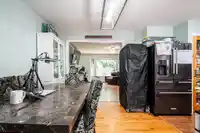 3890 200 STREET - thumbnail 18