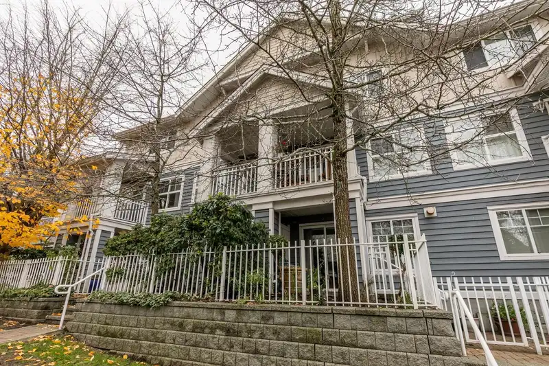 50 123 SEVENTH STREET - photo 3 of 32