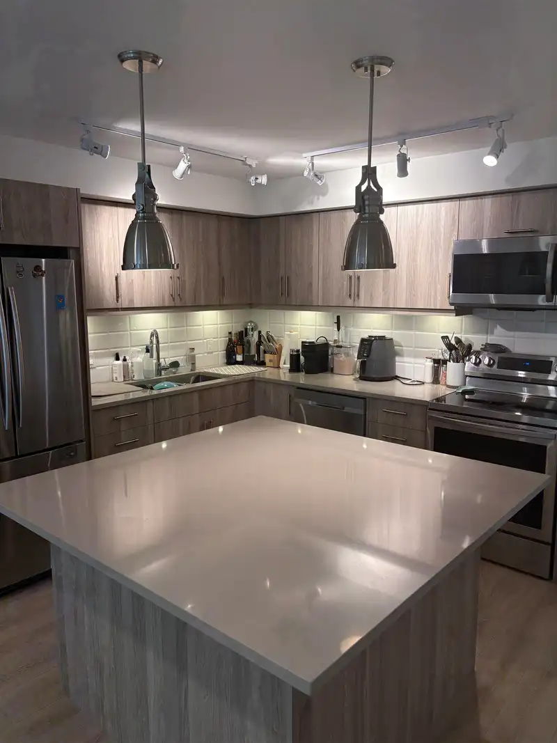 268 27358 32 AVENUE - photo 1 of 14