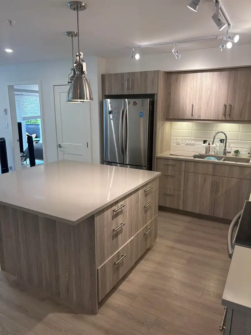 268 27358 32 AVENUE - photo 2 of 14