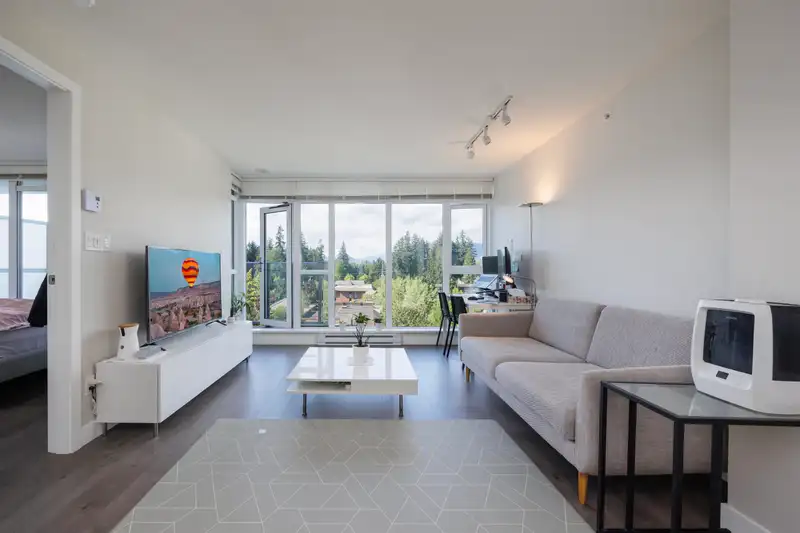 1006 958 RIDGEWAY AVENUE - photo 2 of 17