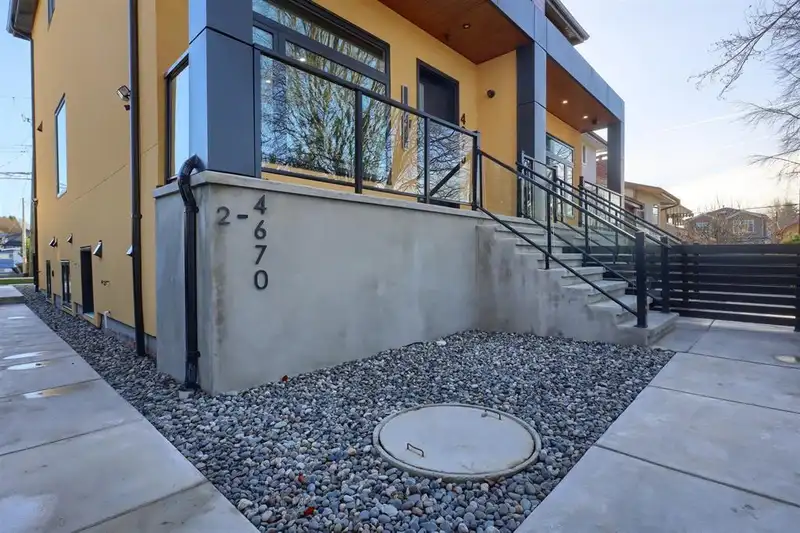 4670 TODD STREET - photo 2 of 40
