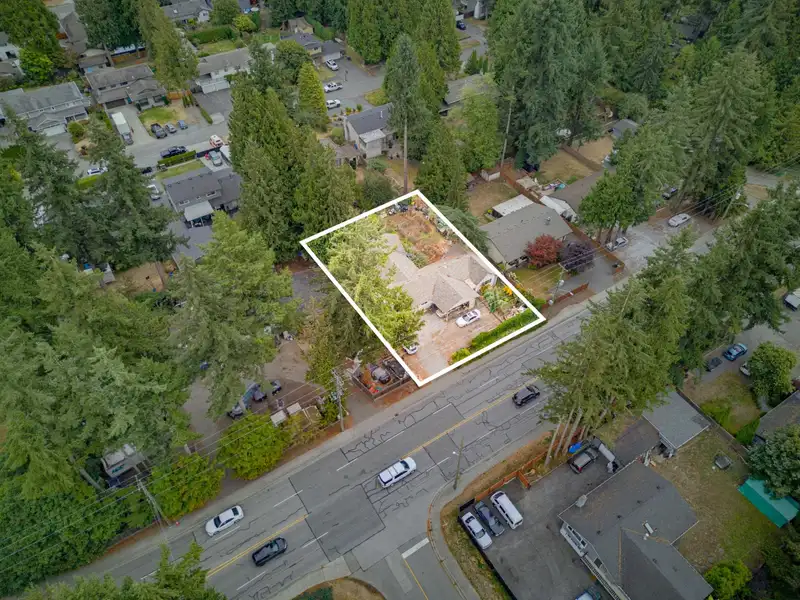 3946 200 STREET - photo 4 of 25
