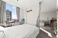 701 1100 HARWOOD STREET - thumbnail 15