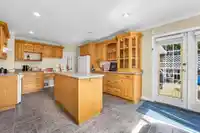 7758 15TH AVENUE - thumbnail 4
